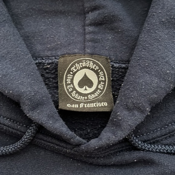 Thrasher navy blue hoodie - Picture 3 of 3